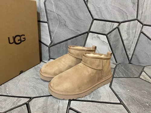 UGG Classic Ultra Mini Boot Tomatillo