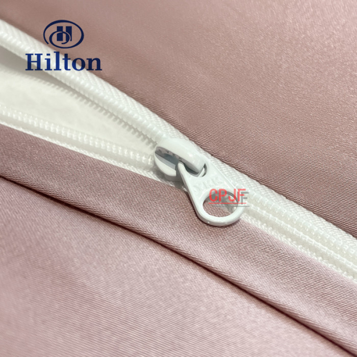  Bedclothes Hilton 3