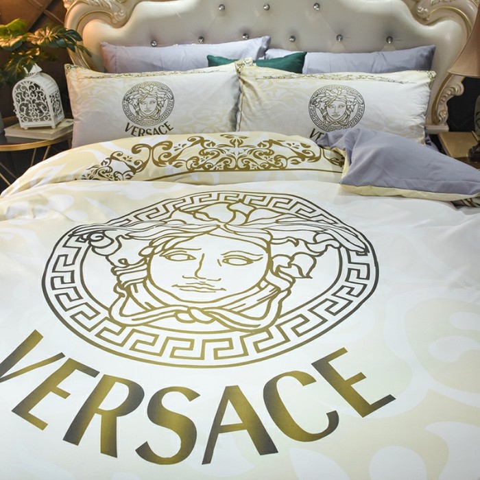 Bedclothes Versace 1