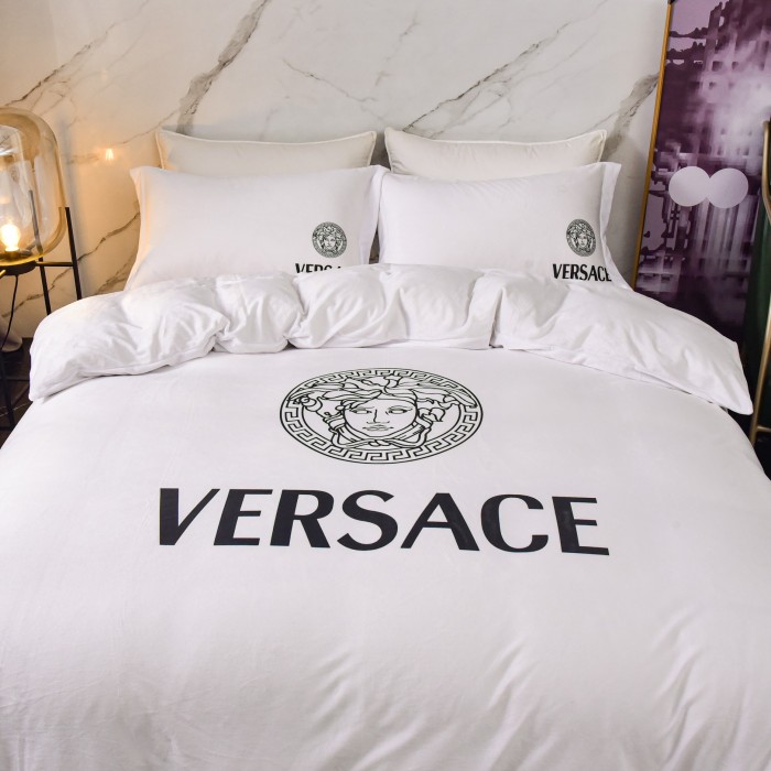  Bedclothes Versace 8