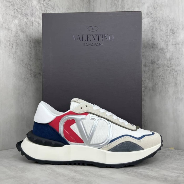 Valentino Garavani Vlogo Pace low-top sneaker in split leather, fabric and calfskin