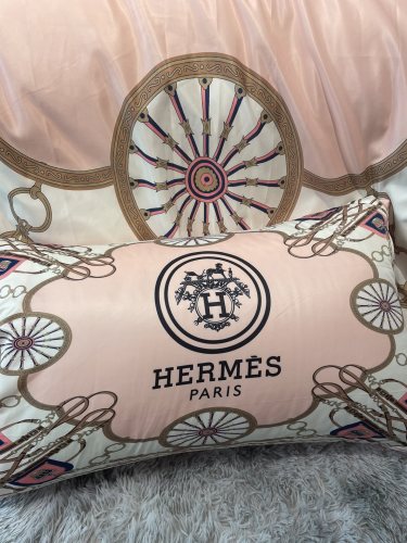  Bedclothes Hermes 15