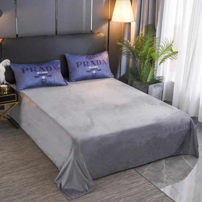 Bedclothes Prada 3