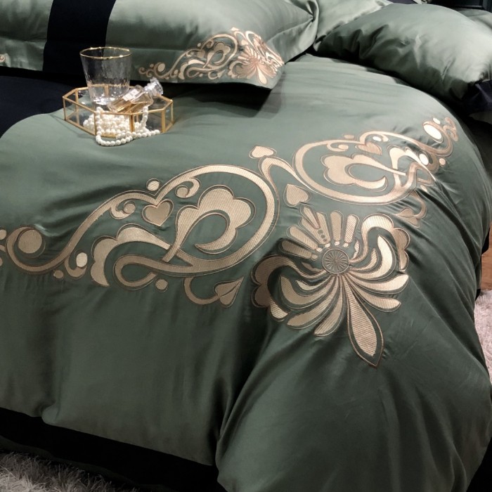 Bedclothes Prada 1