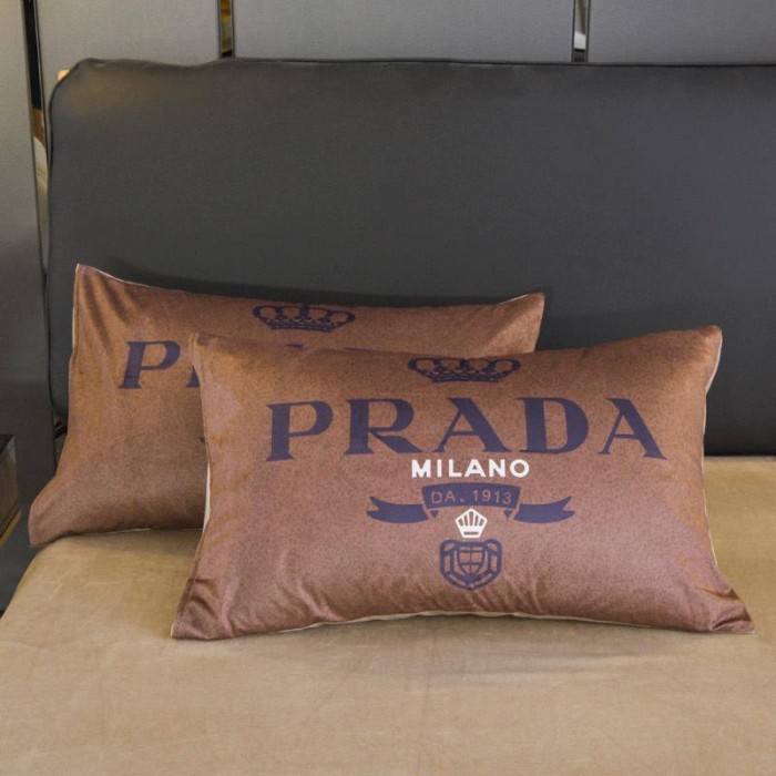 Bedclothes Prada 2