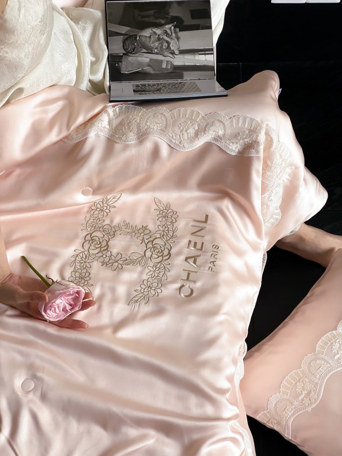 Bedclothes Chanel 48