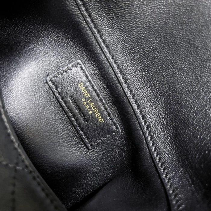 Handbags  SAINT LAURENT 763961 size 19*17*15 cm