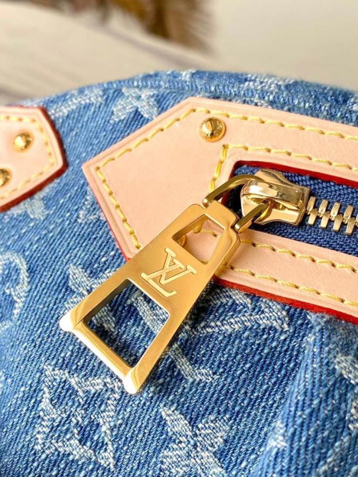Handbags  Louis Vuitton m46837 size 38*16*8 cm