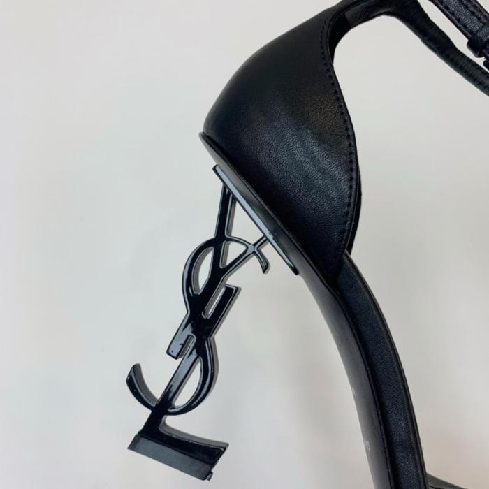 SAINT LAURENT OPYUM SANDALS IN PATENT LEATHER BLACK