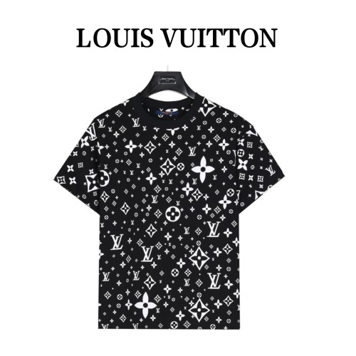  Clothes Louis Vuitton 20240514-2