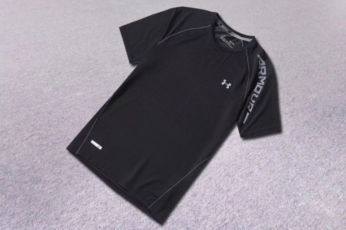 Training clothes Under Armour 245