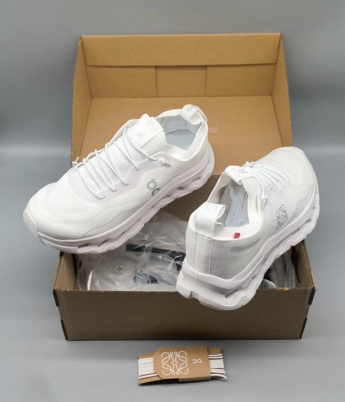 On Running Cloudtilt LOEWE All White