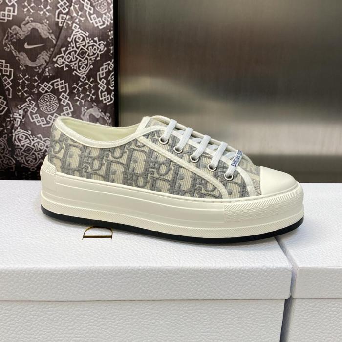 DIOR Walk'n'Dior Platform Shoes Low Top Stylish Skateboarding Shoes Women's Gray