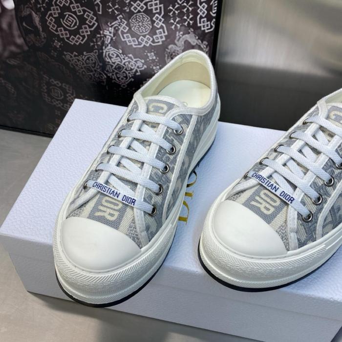 DIOR Walk'n'Dior Platform Shoes Low Top Stylish Skateboarding Shoes Women's Gray
