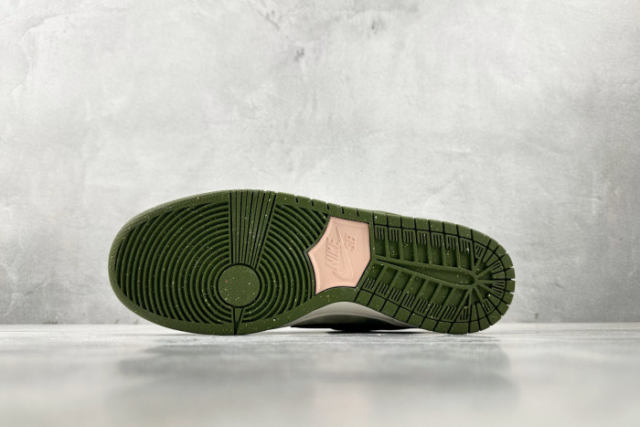 Nike SB Dunk Low Yuto Horigome Matcha