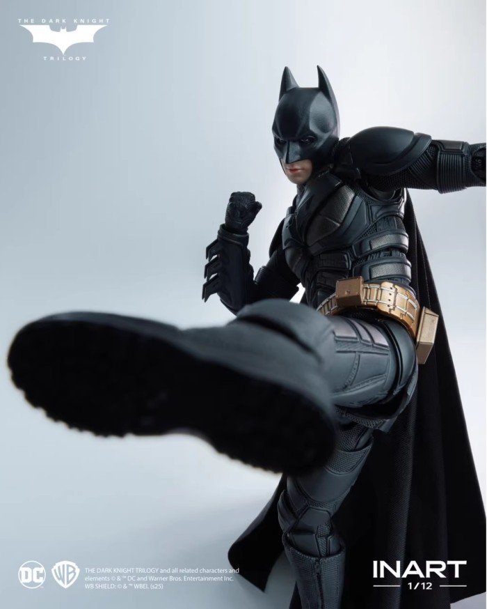 (Pre-order)QueenStudios INART -  1/12 Batman: The Dark Knight Rises  Batman Standard Version & Deluxe Version 6 Inch Collectible Figure HG-M0001