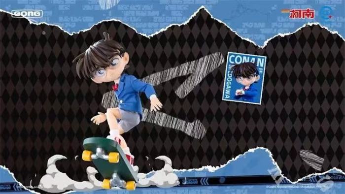 (Pre-order)POPMART Detective Conan Series: Conan Edogawa 1/8 Action Figure 12.2cm Height
