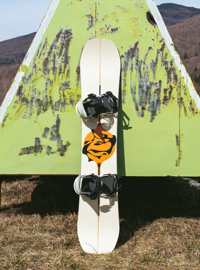 US$ 179.99 - Men's Burton Free Thinker Camber Snowboard - Haley Snowboards
