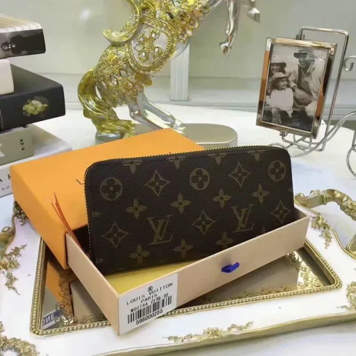 L wallets -1