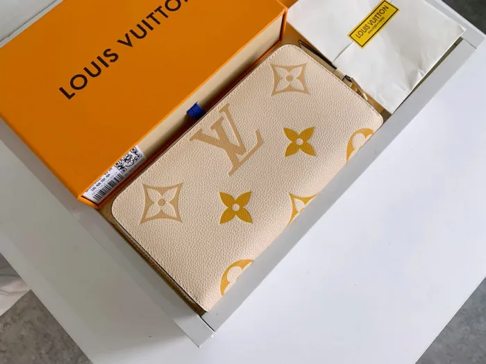L wallets -45