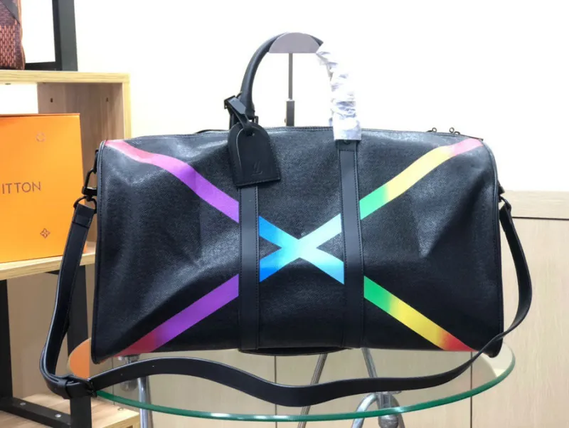 L Travel bag -33