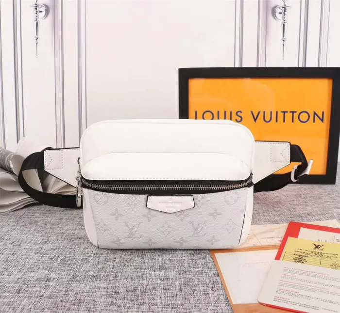 L Bum Bag -19