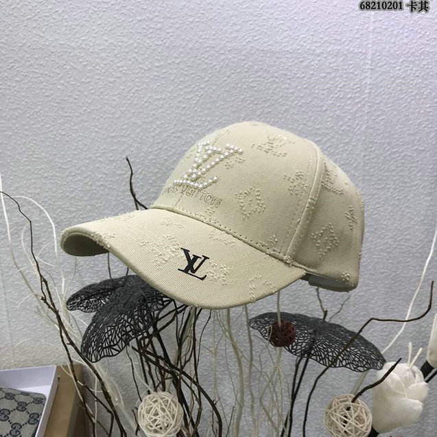 L hats-33
