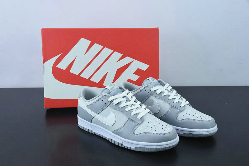 Dunk Low gray