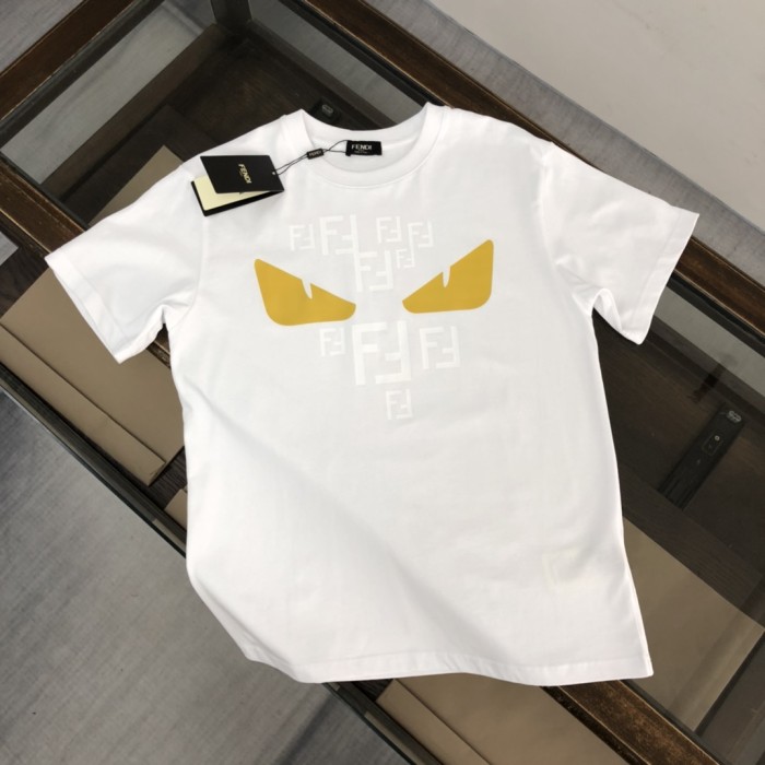 F Round T shirt-114
