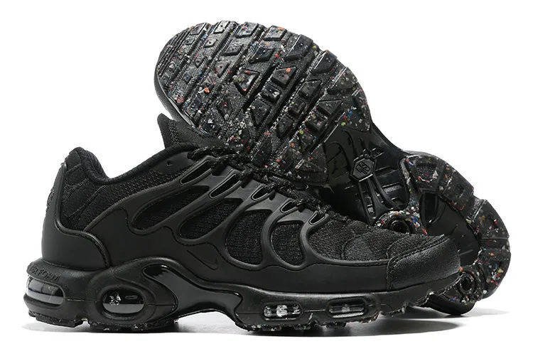 PLUS Shoes-9