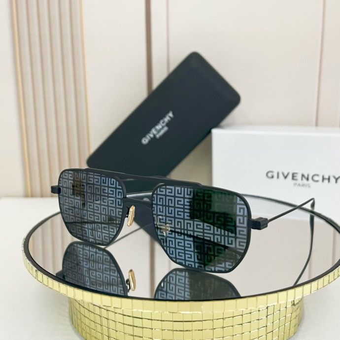 GVC Sunglasses AAA-32
