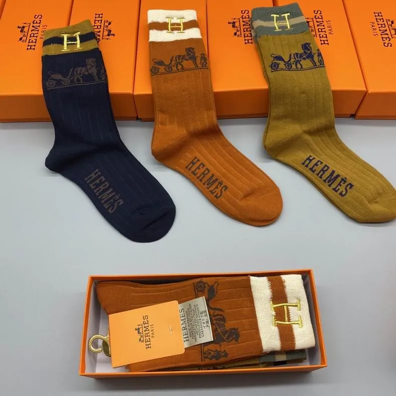 H Socks-32