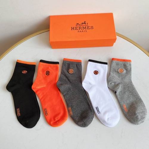 H Socks-11