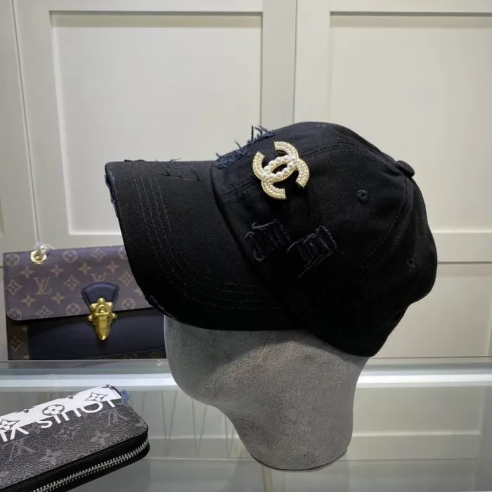C hats-68