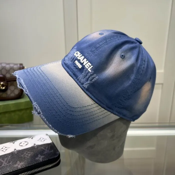 C hats-107