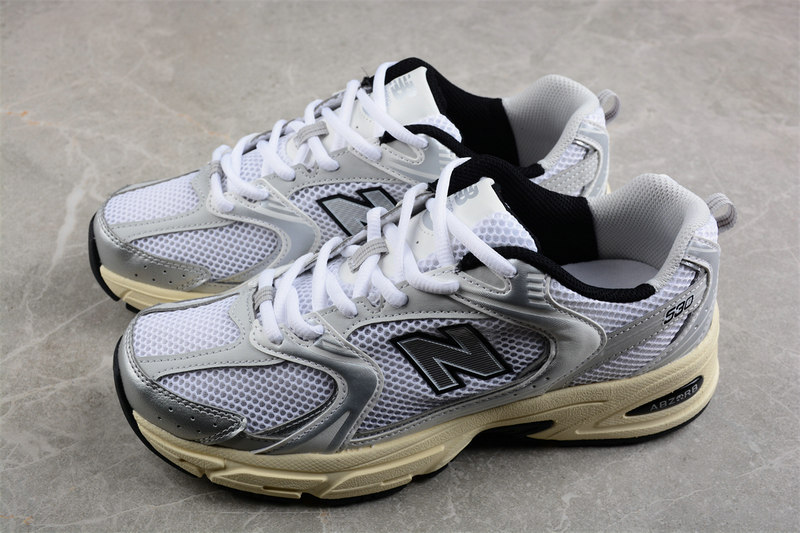 NB530 Shoes-16