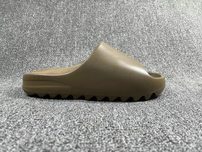 Yeezy Slide-13