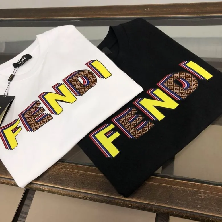 F Round T shirt-243