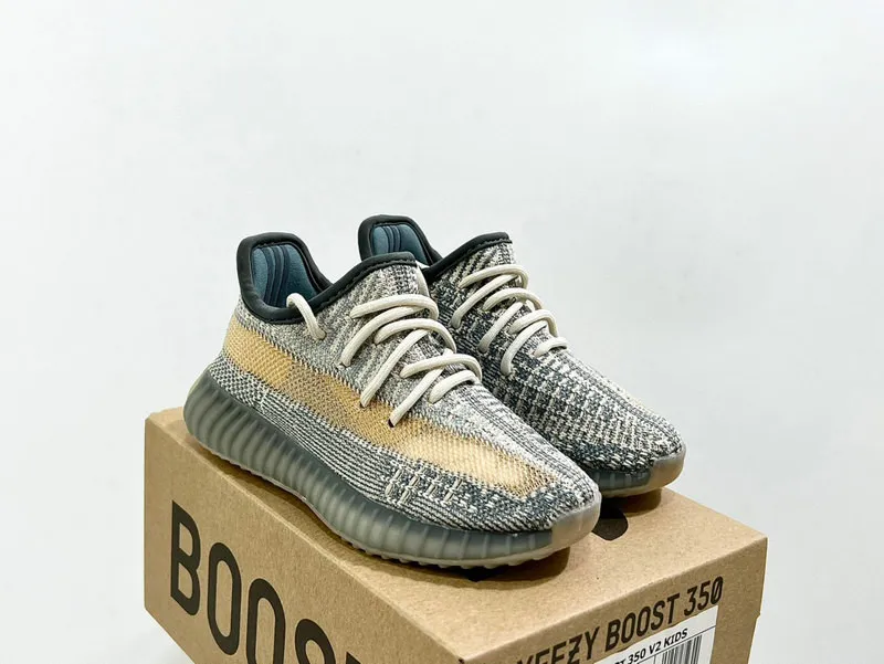 Yeezy Kids-24