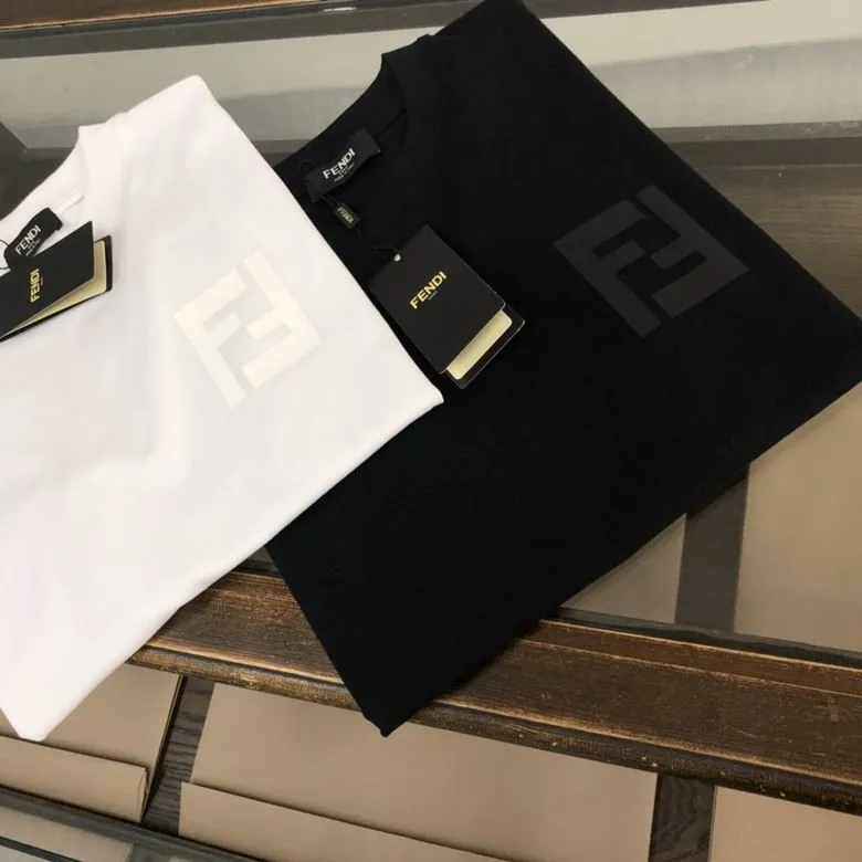 F Round T shirt-252