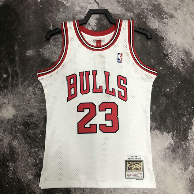 M&N Retro Bulls White 1995-96