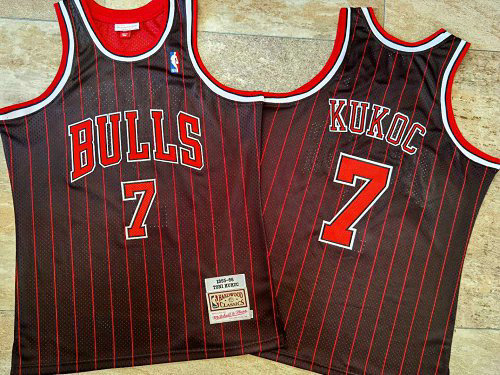 M&N Retro Bulls Black stripe Embroidery 1995-96