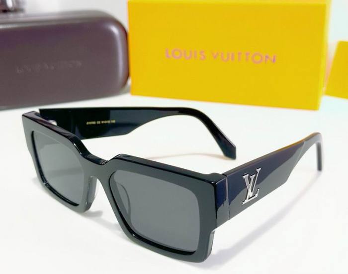 L Sunglasses AAA-77