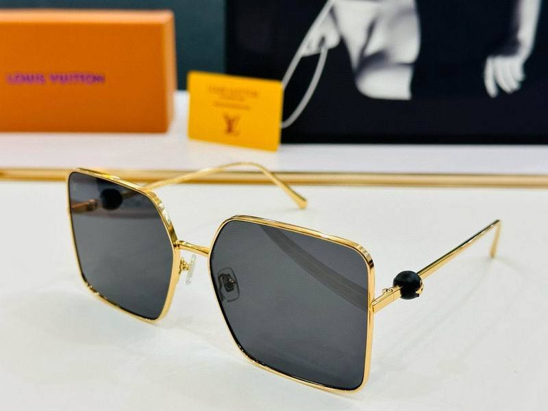 L Sunglasses AAA-249