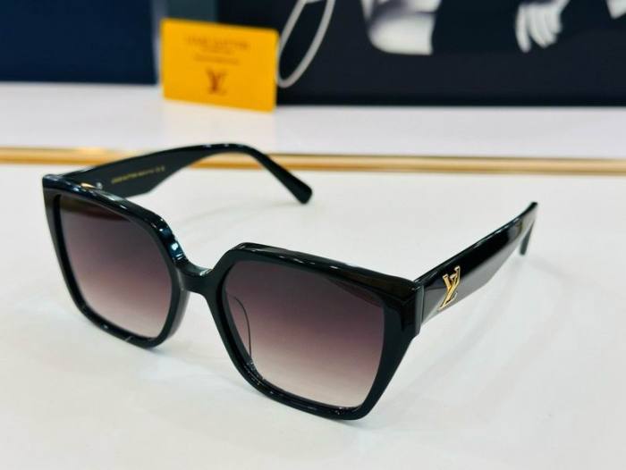 L Sunglasses AAA-269