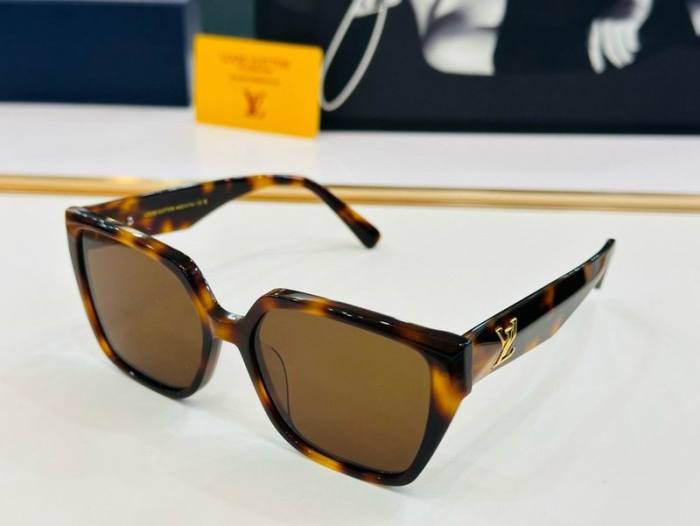 L Sunglasses AAA-270