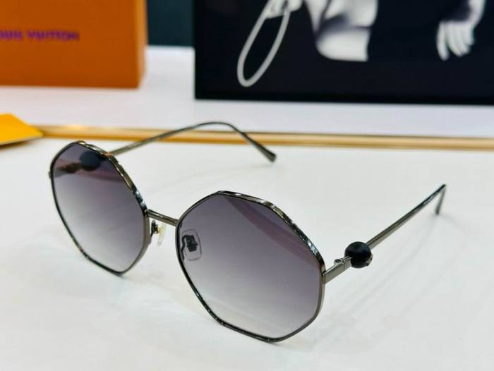 L Sunglasses AAA-248