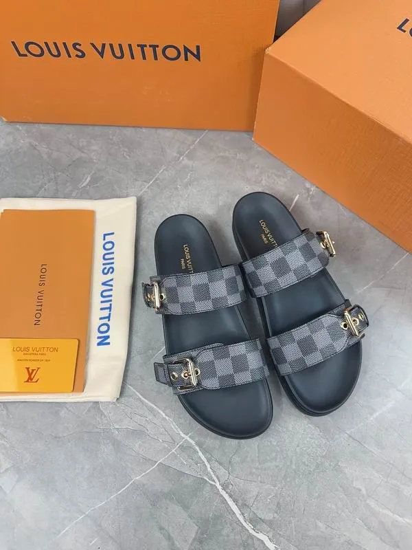 L Slippers-115