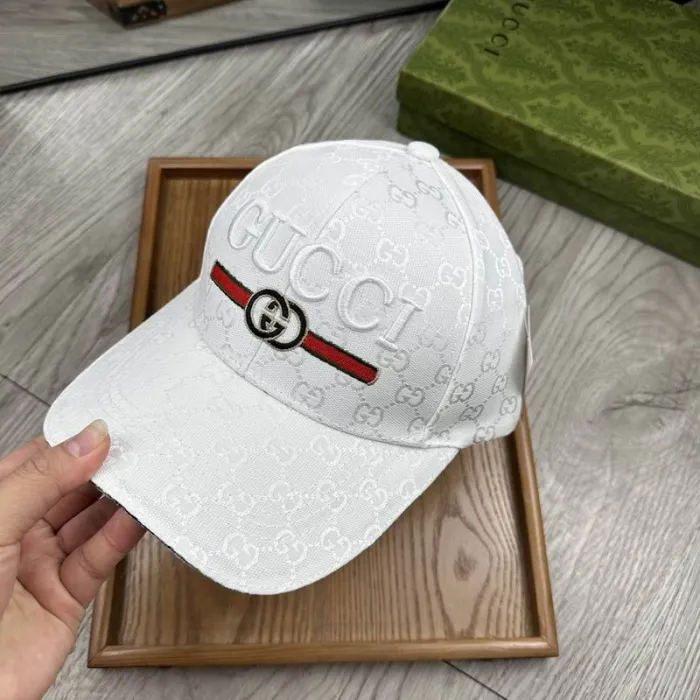 G hats-94