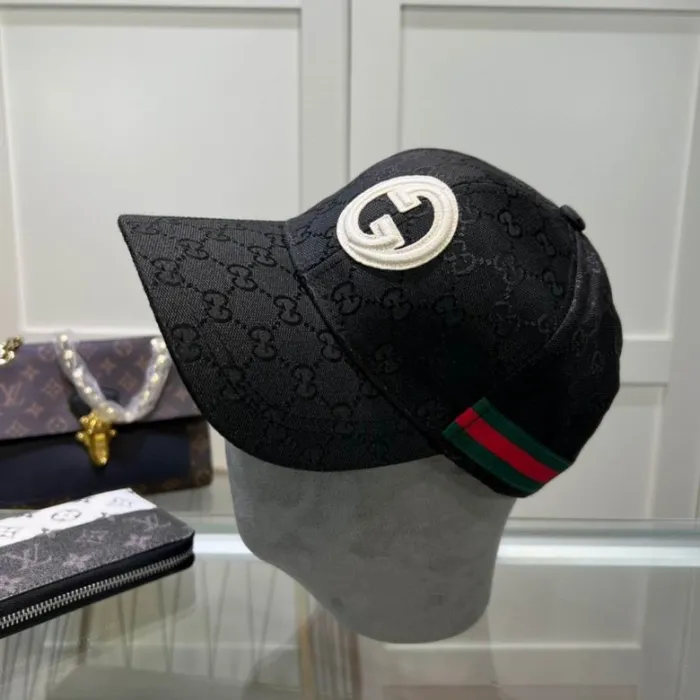 G hats-124